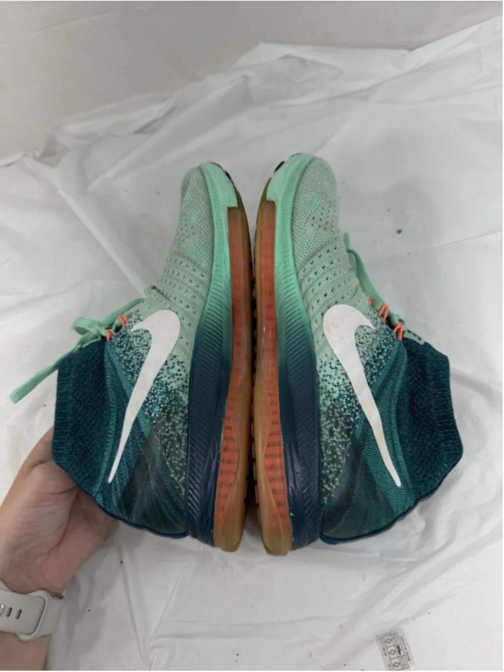Nike LunarEpic Flyknit H2O Repel Shield Green Running Shoes 849665-300 Women 7